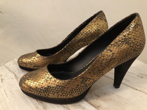 clarks evening shoes