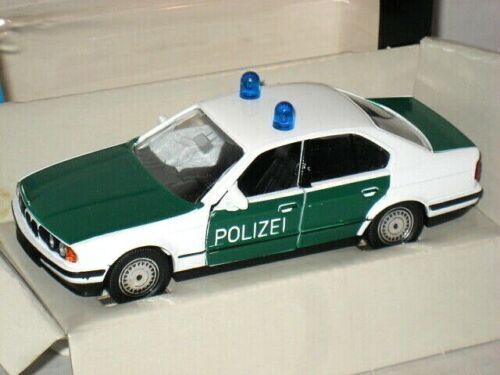 1 43 2012 Bigazzi M3 E30 BMW No. 10 Laffite DTM 1990 Laffie 1 43 2012 Bigazzi M3 E30 BMW No. 10 Laffite DTM 1990 Laffie