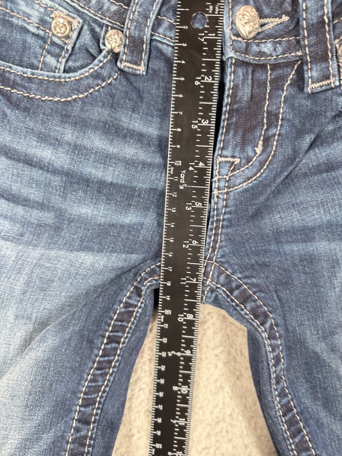Picture 5 of 9