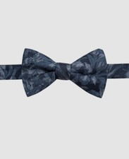 51 Ryan Seacrest Distinction Men's Blue Floral Pre Tied Silk Bianca Bow Tie