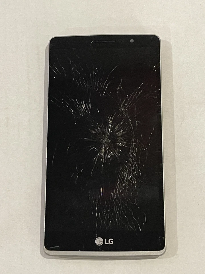 LG G Stylo LS770  Smartphone Cracked Untested For Parts No Battery - Image 2 of 4