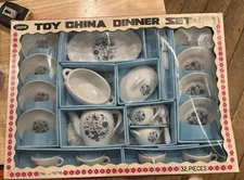 Jaymar Toy China Dinner Set 32 Piece No. J7076. Vintage. Complete Set In Box