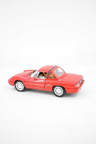 Modellino Auto Spider Alfa Romeo Scala 1/18 Rossa - Foto 3 di 3