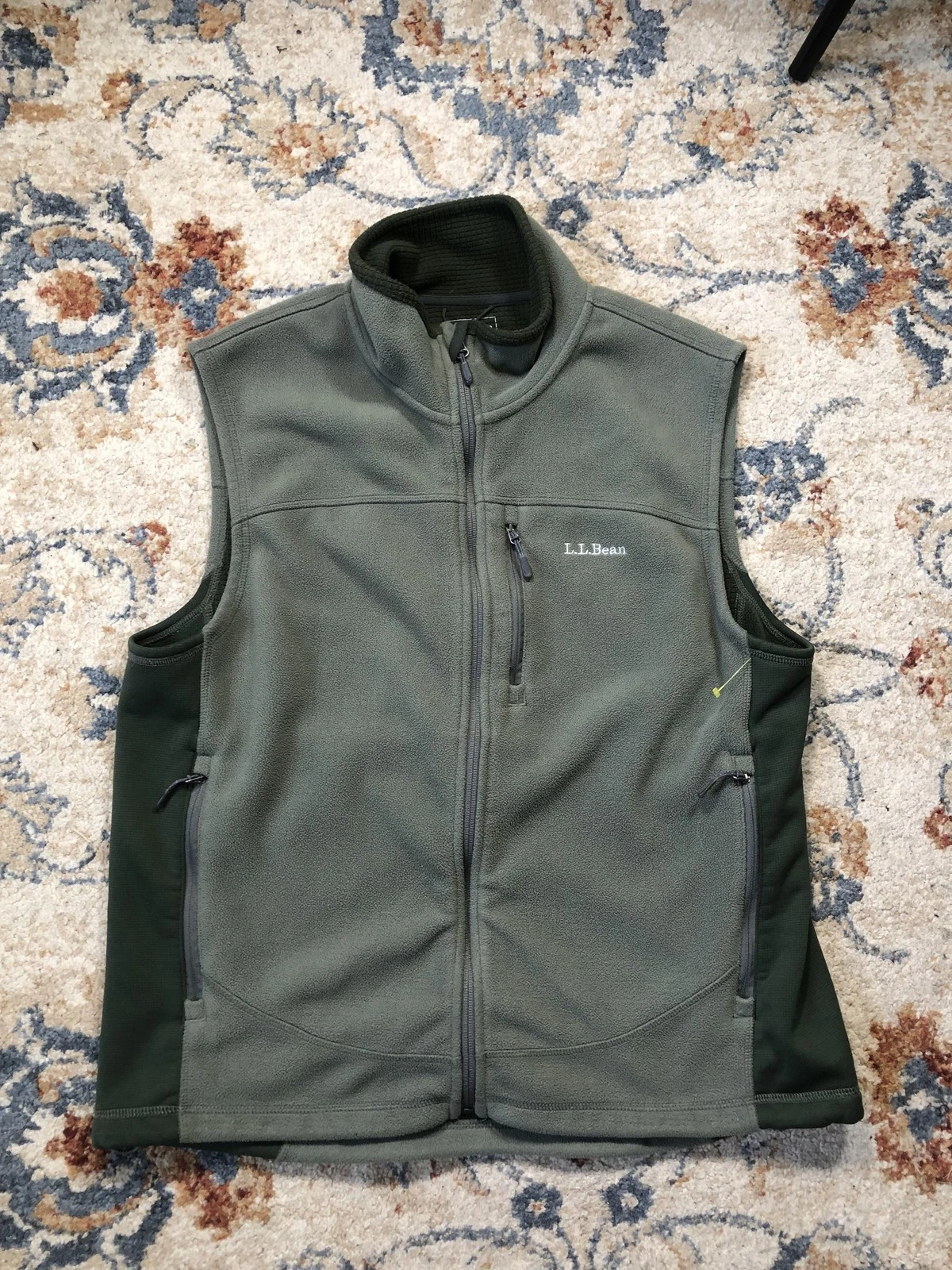 LL Bean Fleece Vest Mens Large Green Full Zip Outdoors Hiking Pockets Layer