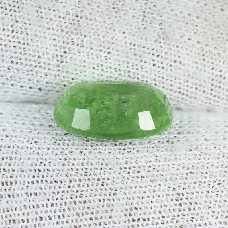 5,84 ct Certificado GCI" TOP BRILLANTE ULTRA RARO CIANITA VERDE NATURAL C Vdo 8946 Foto 2 de 3