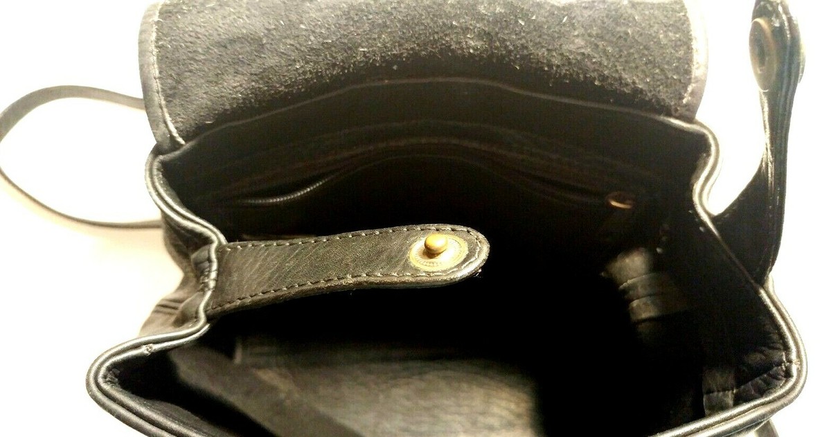 lululemon belt bag strap length Original Everywhere Belt Bag vs. Extended Strap Comparison As Requested.  Trench (top - new version) Asphalt Grey (bottom