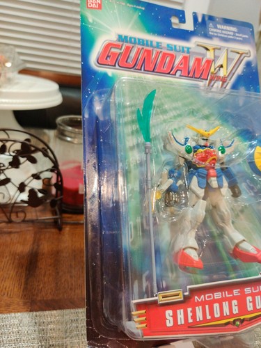 Shenlong Gundam Figure Mobile Suit Gundam Wing 2000 Bandai New on Card - Picture 3 of 12