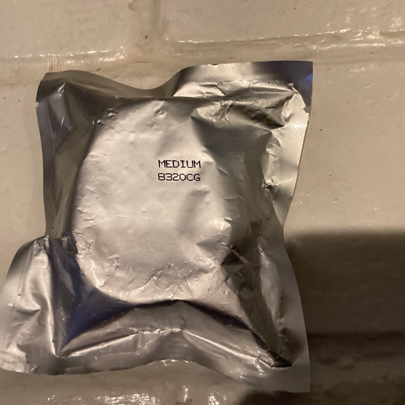 Shiseido HydroBB Compact Sports (Refill) SPF50+ very water resistant BB Medium