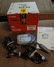CAMERA - CANON - DVD CAMCORDER - DC210 - NTSC - OPTICAL ZOOM 35x - R/RW