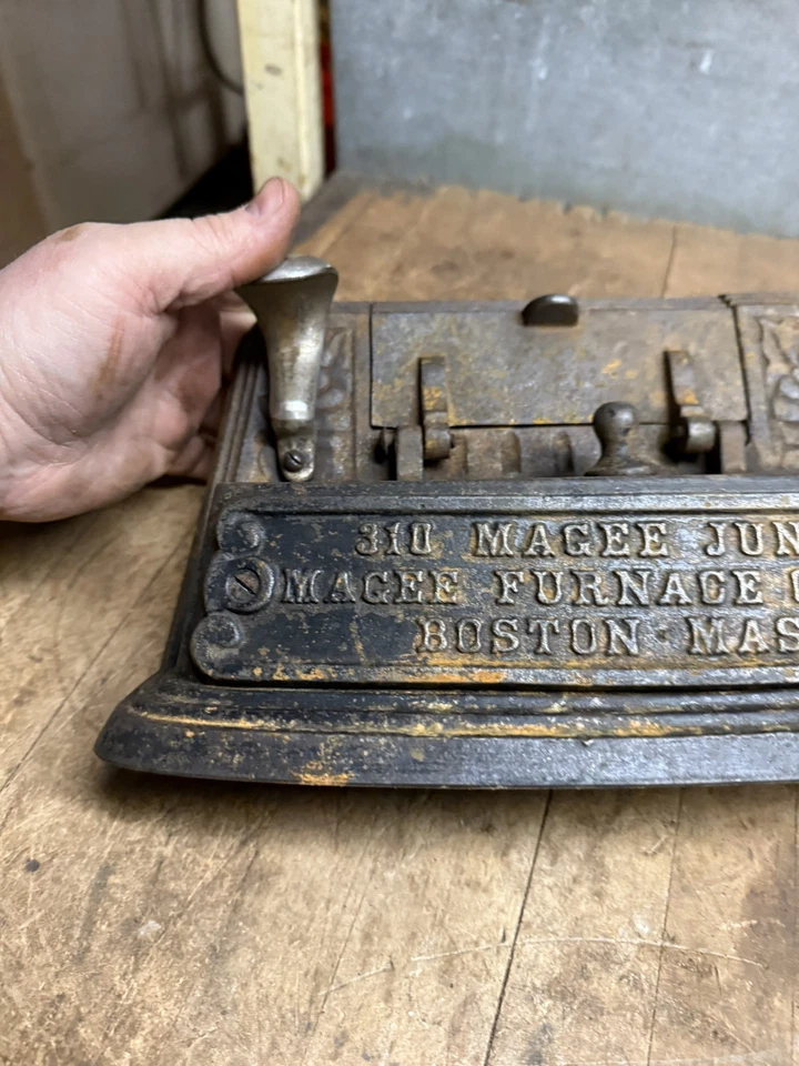 310 Magee Junior Jr Furnace Coal Stove Vent Ash Door Base Cast Iron Parts Boston - Image 3 of 4