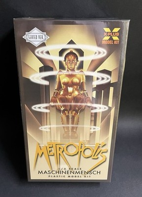 X-Plus Maschinenmensch Maria Seated Metropolis Reissue 1/8 Model Kit Last Few!