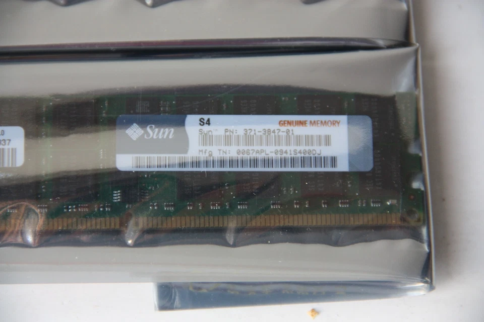 8GB Samsung Sun P/N 371-3847-01 (2 x 4GB) PC2-5300 DDR2-667MHz ECC - Image 2 of 4
