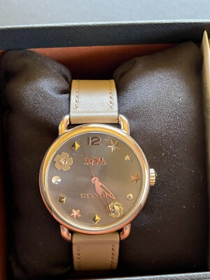 coach Delancey Watch With Charm Dial, 36 Mm Coach Delancey Watch Women 36mm White Dial Black Tone Round  main image 4