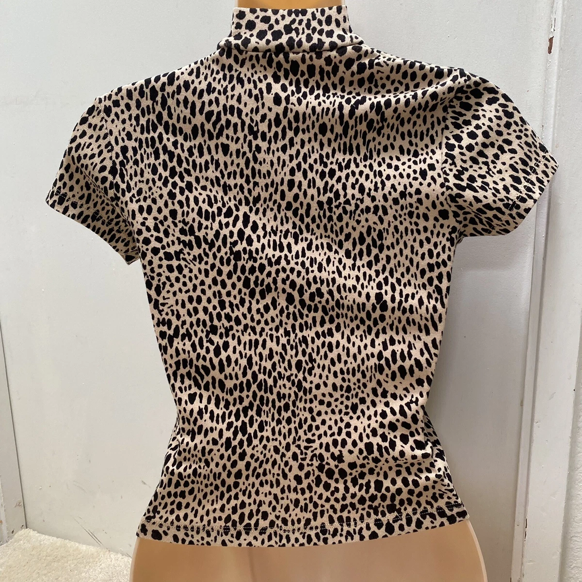 New Brandy Melville John Galt Ashlyn turtleneck leopard top