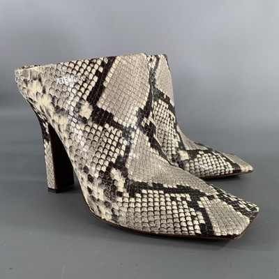 VETEMENTS Größe 9 Quadrat Zehe Schlangen Boomerang Mule