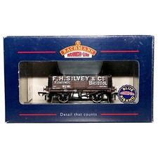 Bachmann 37-050B 5-Plank Wagon with Wooden Floor (F.H.Silvey & Co, Bristol)