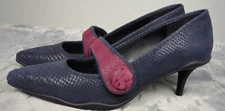 LOGO by Lori Goldstein Kitten Heel Leather Snake Texture Pumps Blue Size 6.5