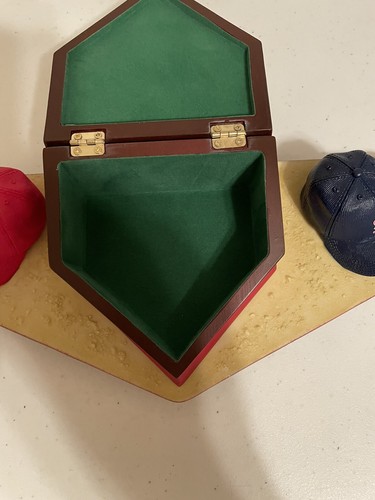 St. Louis Cardinals Season Ticket Holder Office Desk SGA Jewelry Box New - Picture 2 of 3
