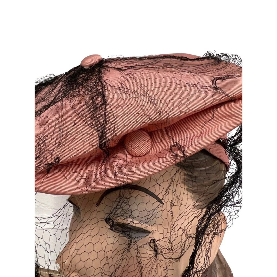 Sombrero Fascinator Rosa Años 40 De Colección con Velo Negro O/S Faille Ajustable  Foto 4 de 4