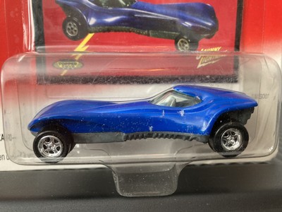 Johnny Lightning Topper Series Stiletto Red 1//64 Scale FREE SHIPPING