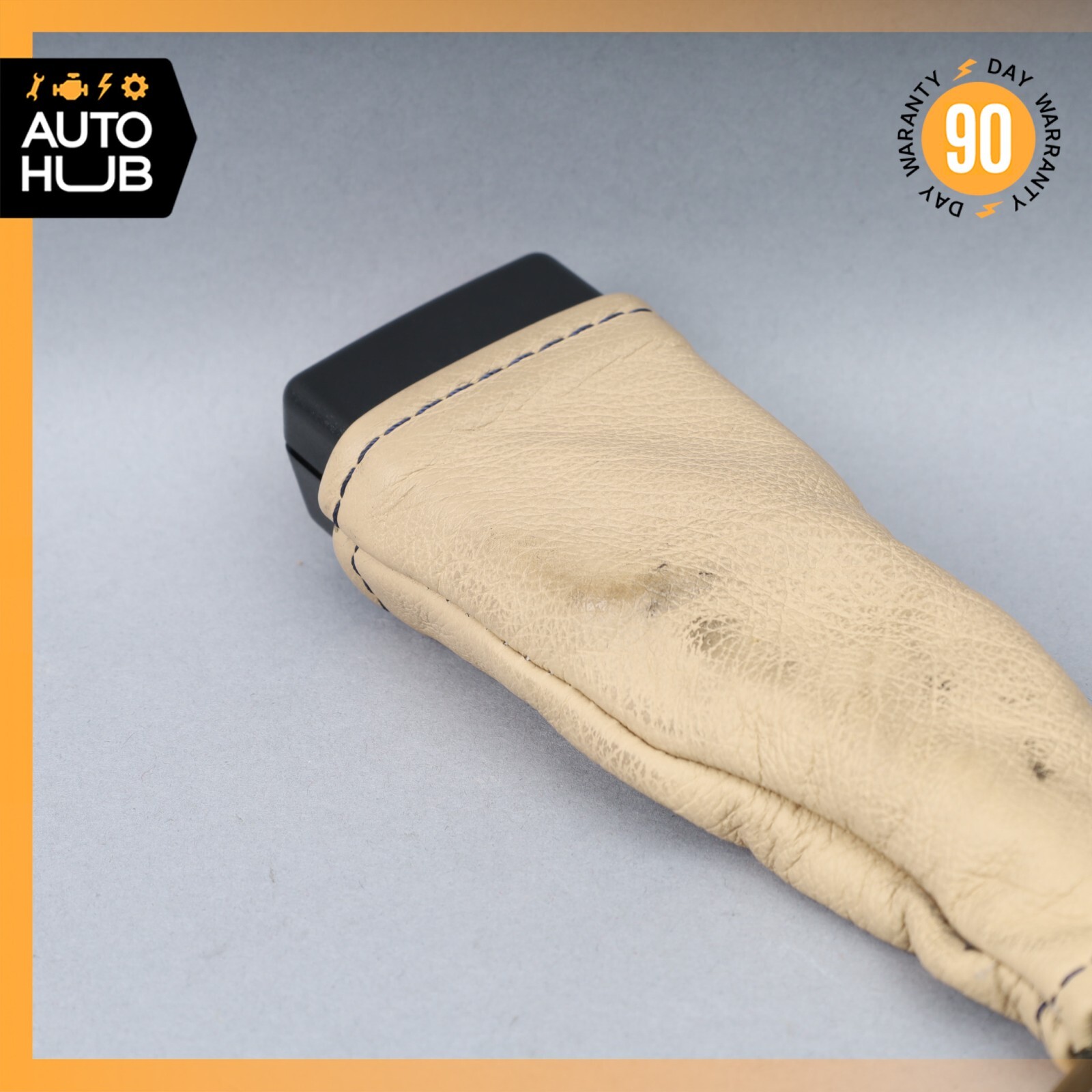 08-19 Maserati GranTurismo M145 Front Left or Right Seat Belt Buckle Beige OEM