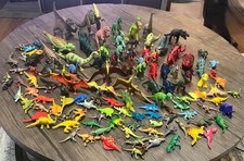 Lot of 100 Dinosaur Plastic Figures Various Sizes