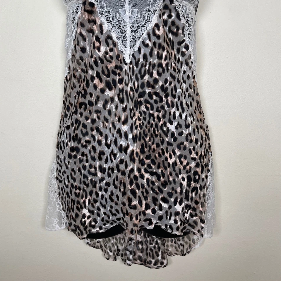 Babydoll para mujer Victorias Secret con estampado de leopardo de seda con ribete de encaje transparente S Foto 3 de 4