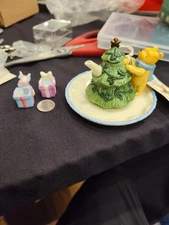 The Classic Winnie Pooh Series Miniature Porcelain Tea Set WTAGS
