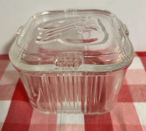 Vintage Federal Glass Ribbed Square Refrigerator Dish With Lid