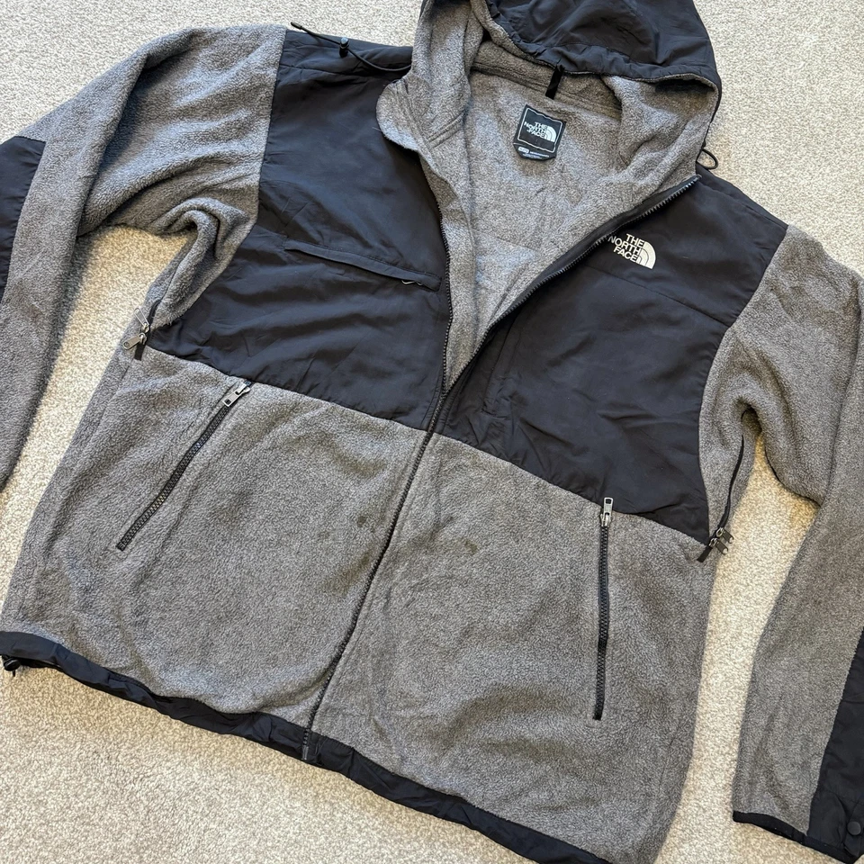 The North Face Denali, photo 3 of 5