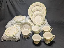 Noritake Ivory China "REVERIE"  40 Piece Set - Service For 8 #7191 Wildflowers 