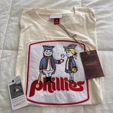 Mitchell & Ness Cooperstown Collection Phillies Mascot Tee Size M NWT