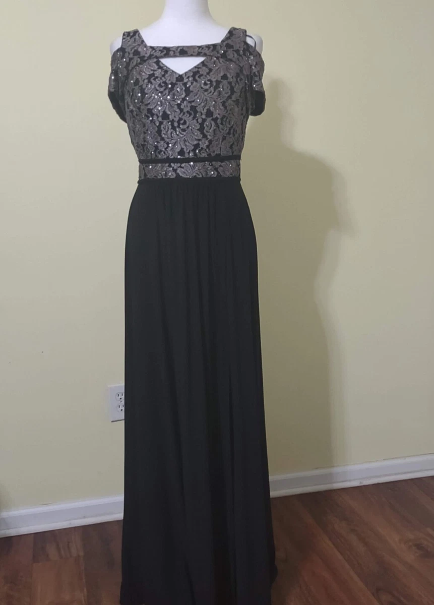 Cold shoulder store keyhole gown