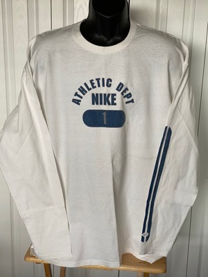 nike athletic long sleeve