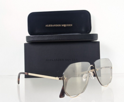 Authentic Alexander McQueen Sunglasses Alexander McQueen AM0458S 001 Sunglasses - US main image 2