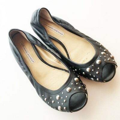 VERA WANG LAVENDER LABEL OPEN TOE FLATS WITH SILVER STUDS BLACK LEATHER 7.5