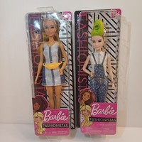 Barbie Fashionistas #108 #124 Two Barbie Dolls Brand New Mattel 2018