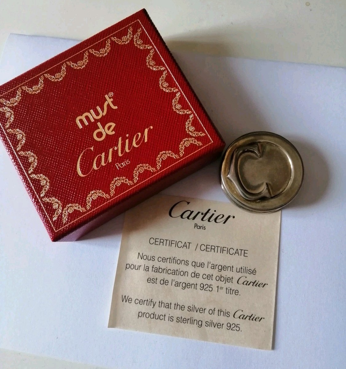 カルティエ（Cartier）のシルバースタンプボックス（シルバー925製） Cartier de must sterling silver 925 pill box with box & papers. | eBay