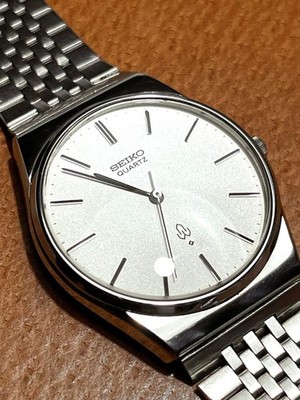 SEIKO QUARTZ Emblem Running Item New Crystal Battery Manufactured 1976