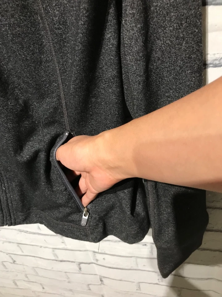 Chaqueta deportiva Gap Fit, M, negra con cremallera, bolsillos con cremallera Foto 4 de 4