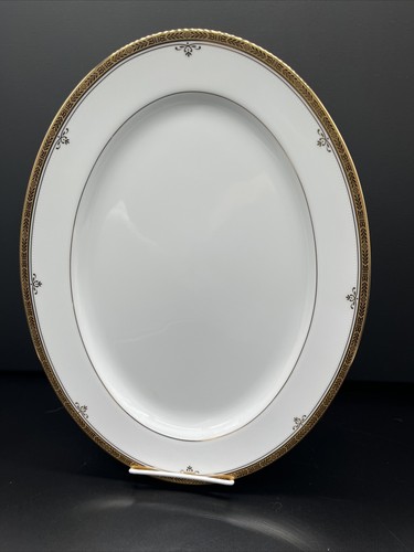 Noritake BUCKINGHAM GOLD 14" Oval Serving Platter Gold Encrusted Trim - Picture 2 of 9