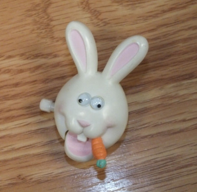 Vintage 1987 Hallmark Cards Collectible Easter Bunny Wind Up Lapel Pin
