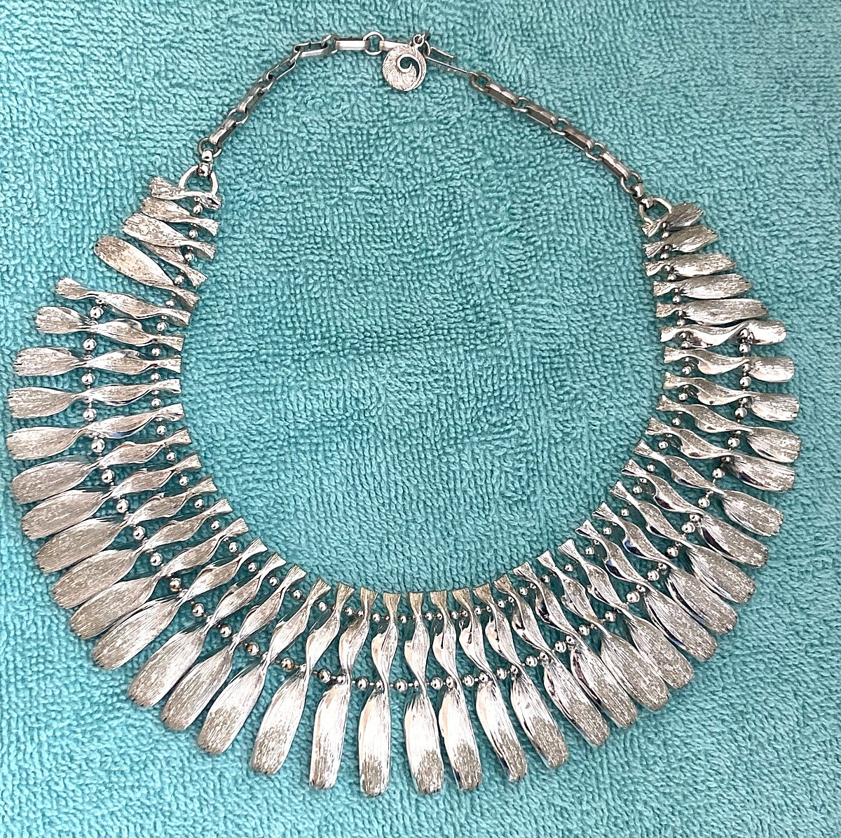 Vintage Signed LISNER Collar Statement NECKLACE B… - image 5