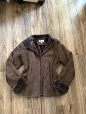 brown shearling style fur lined jacket women’s size M winter coat