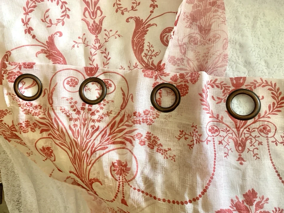 Par de paneles de ventana rosa vintage Laura Ashley Josette ojal arándano blanco roto Foto 2 de 4