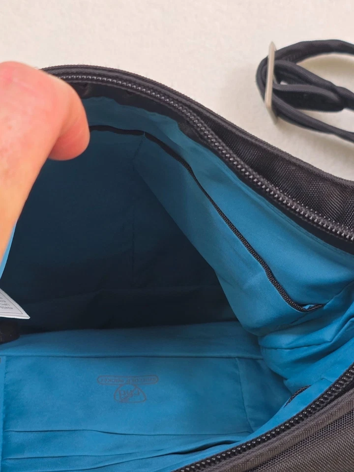 Travelon Black Anti Theft Classic Mini Crossbody Shoulder Bag 8.5" x 8.5" - Image 4 of 4