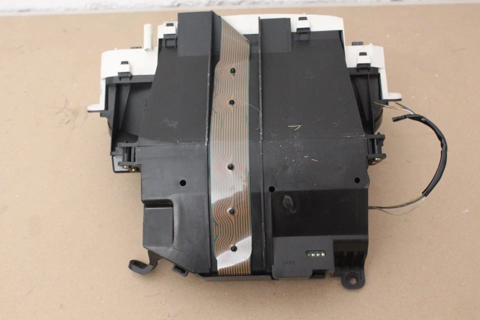 Toyota Yaris 83800-52120 Contachilometri Quadro Strumenti (99 03) - Immagine 4 di 4