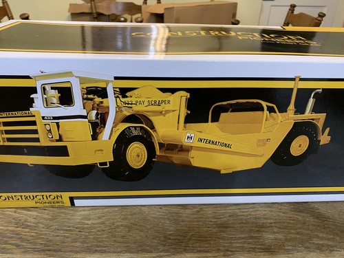 Raschietto a pagamento First Gear International Harvester 433 doppio motore scala 1/25. Nuovo con scatola - Foto 2 di 7