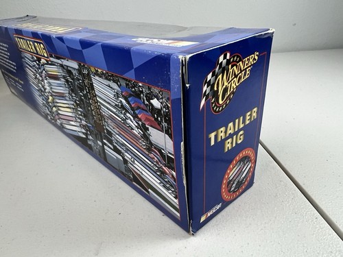 Winner’s Circle 1:64 NASCAR Trailer Rig Jimmie Johnson Looney Tunes 400 Rematch - Picture 13 of 15