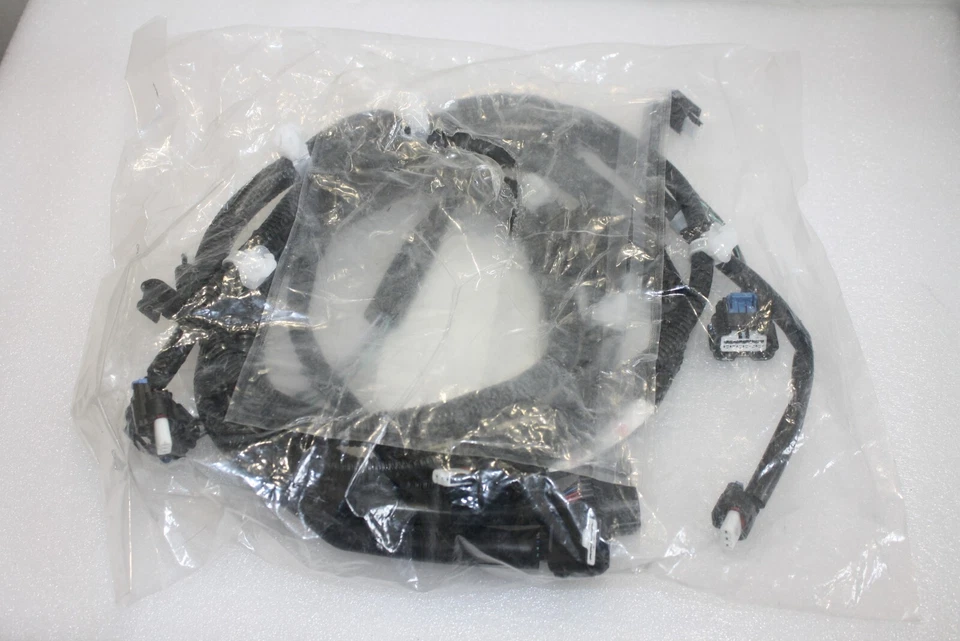 NEW GENUINE NISSAN X-TRAIL T33 REAR CORNER SENSOR WIRING LOOM 240936RP1A - Image 2 of 3